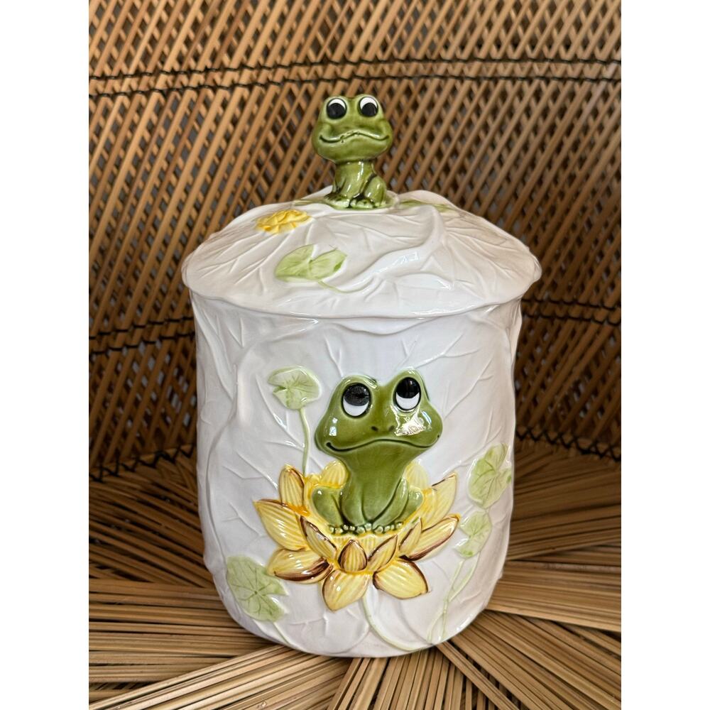 VTG Neil the Frog canister, Sears Roebuck & Co. vintage 70's ceramic jar 10.5 in